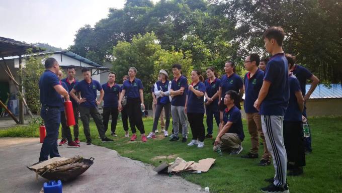 Compras al por mayor de PSAF libre repelente de agua impermeable para tejidos Cuero Protector de muebles Cuidado de muebles Spray impermeable 15