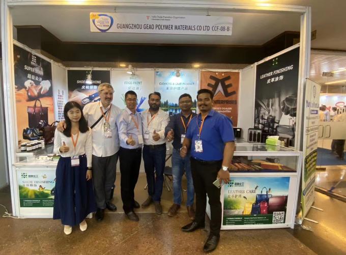 Compras al por mayor de PSAF libre repelente de agua impermeable para tejidos Cuero Protector de muebles Cuidado de muebles Spray impermeable 23