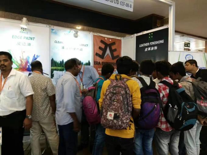 Compras al por mayor de PSAF libre repelente de agua impermeable para tejidos Cuero Protector de muebles Cuidado de muebles Spray impermeable 24